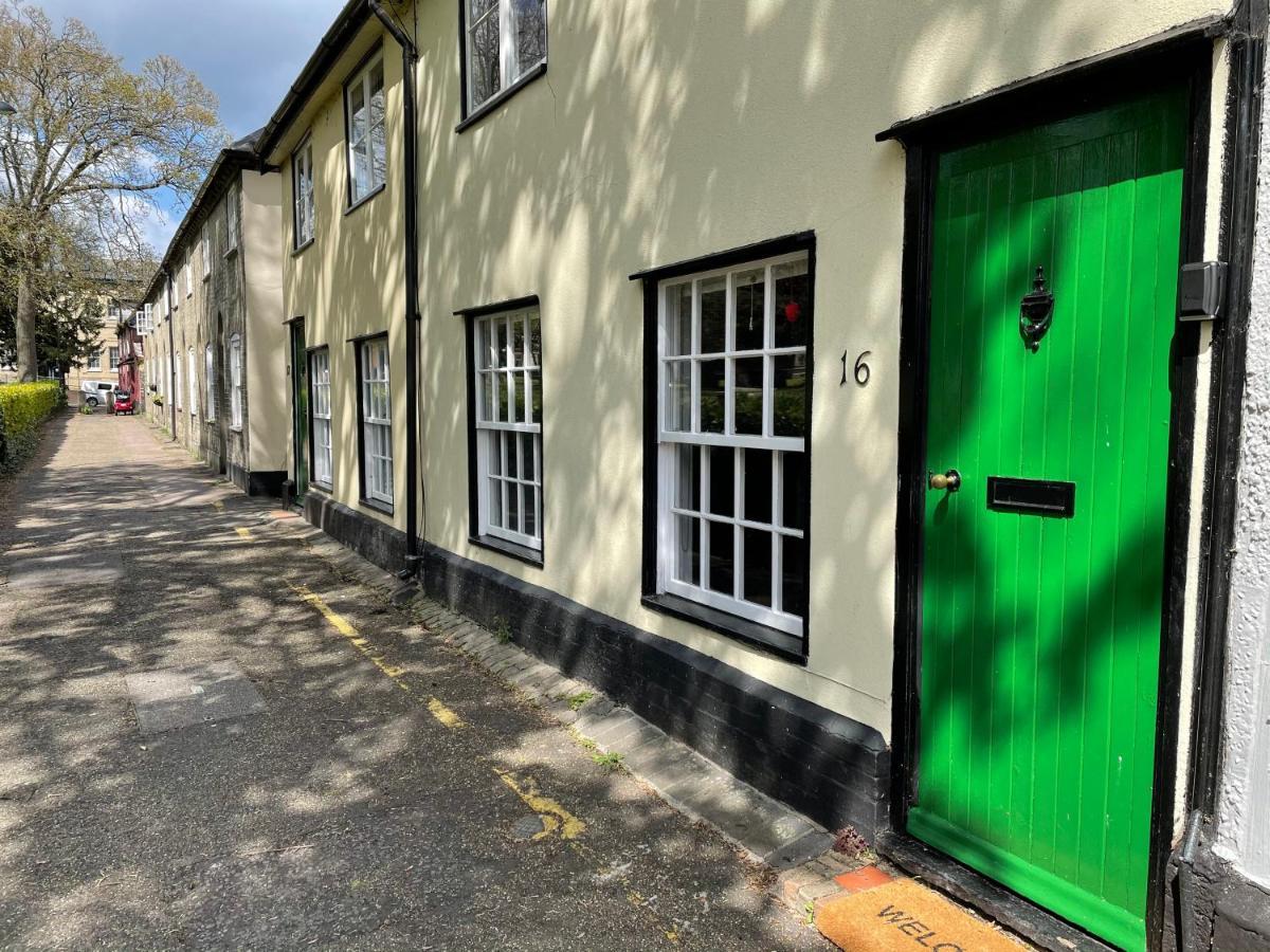 Charming Town Centre Character Cottage With Parking Stowmarket Exterior foto